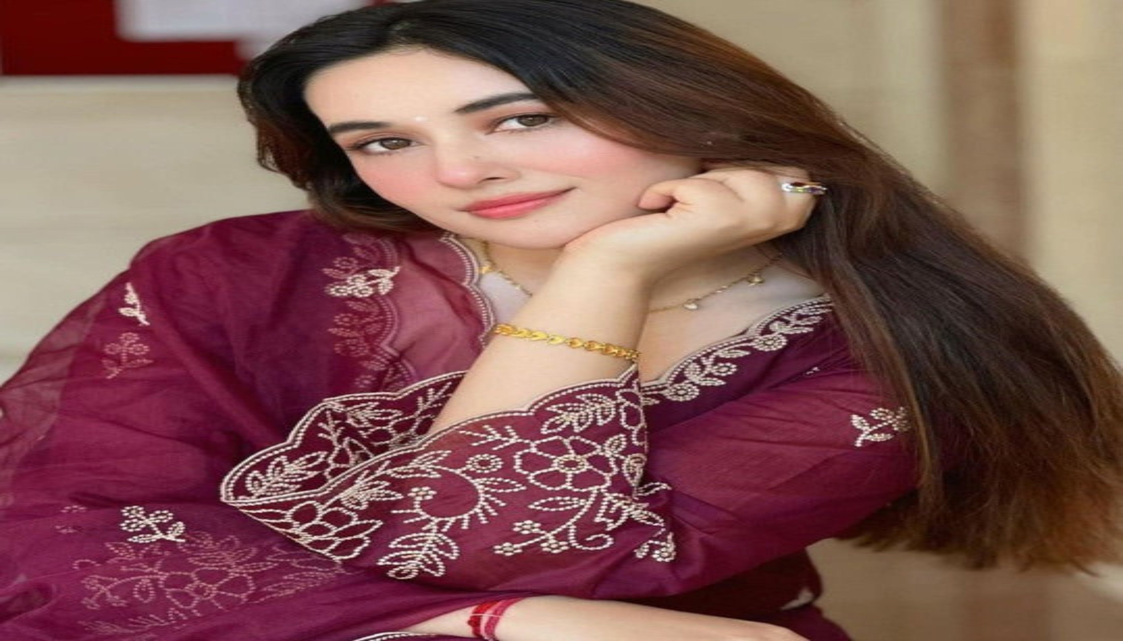 Women Ethnic Motifs Embroidered Thread Work Kurta with Trousers & Dupatta