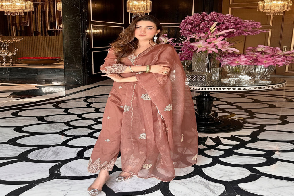 Floral Embroidered Regular Thread Work Straight Kurta with Palazzos & Dupatta